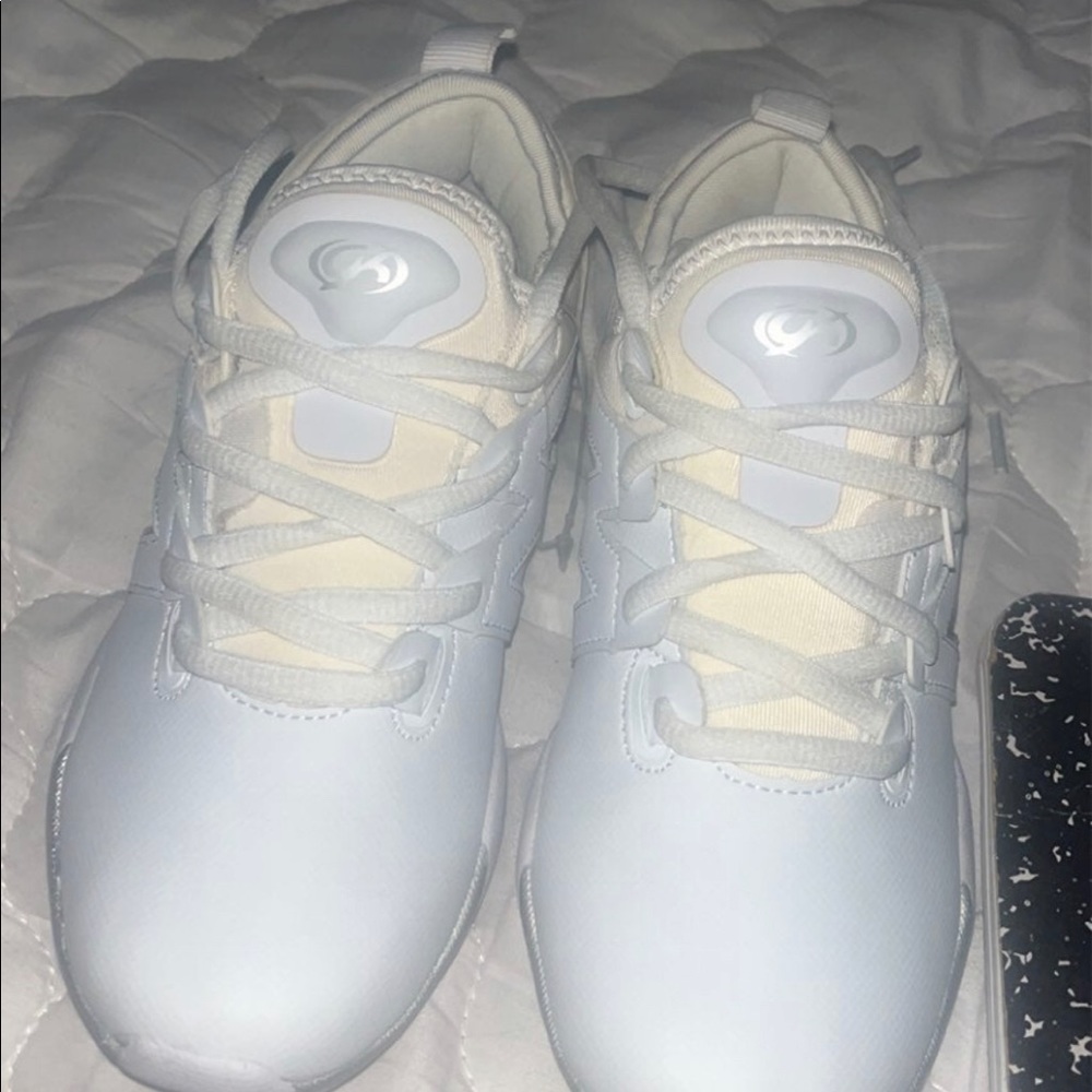 Chassé Cheer Shoes